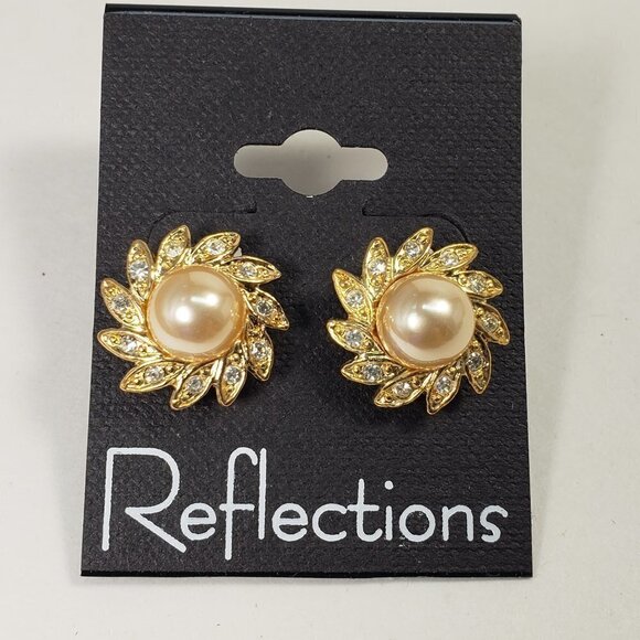 Women's Stylish Polished Gold tone Sparkling Crystal Stud Earrings - Size 0.5-in - Picture 3 of 7